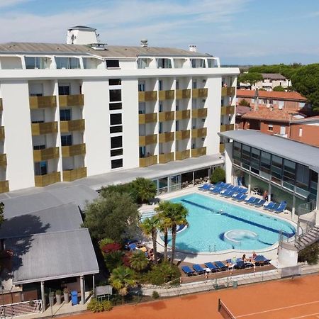 Grand Hotel Esplanada Bibione Exterior foto