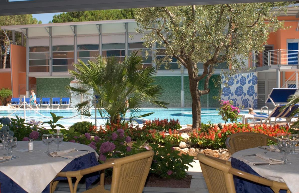 Grand Hotel Esplanada Bibione Exterior foto